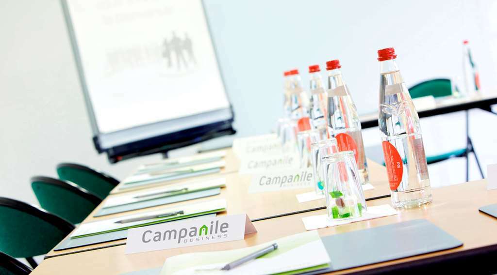 Campanile Hotel Wakefield Facilities photo
